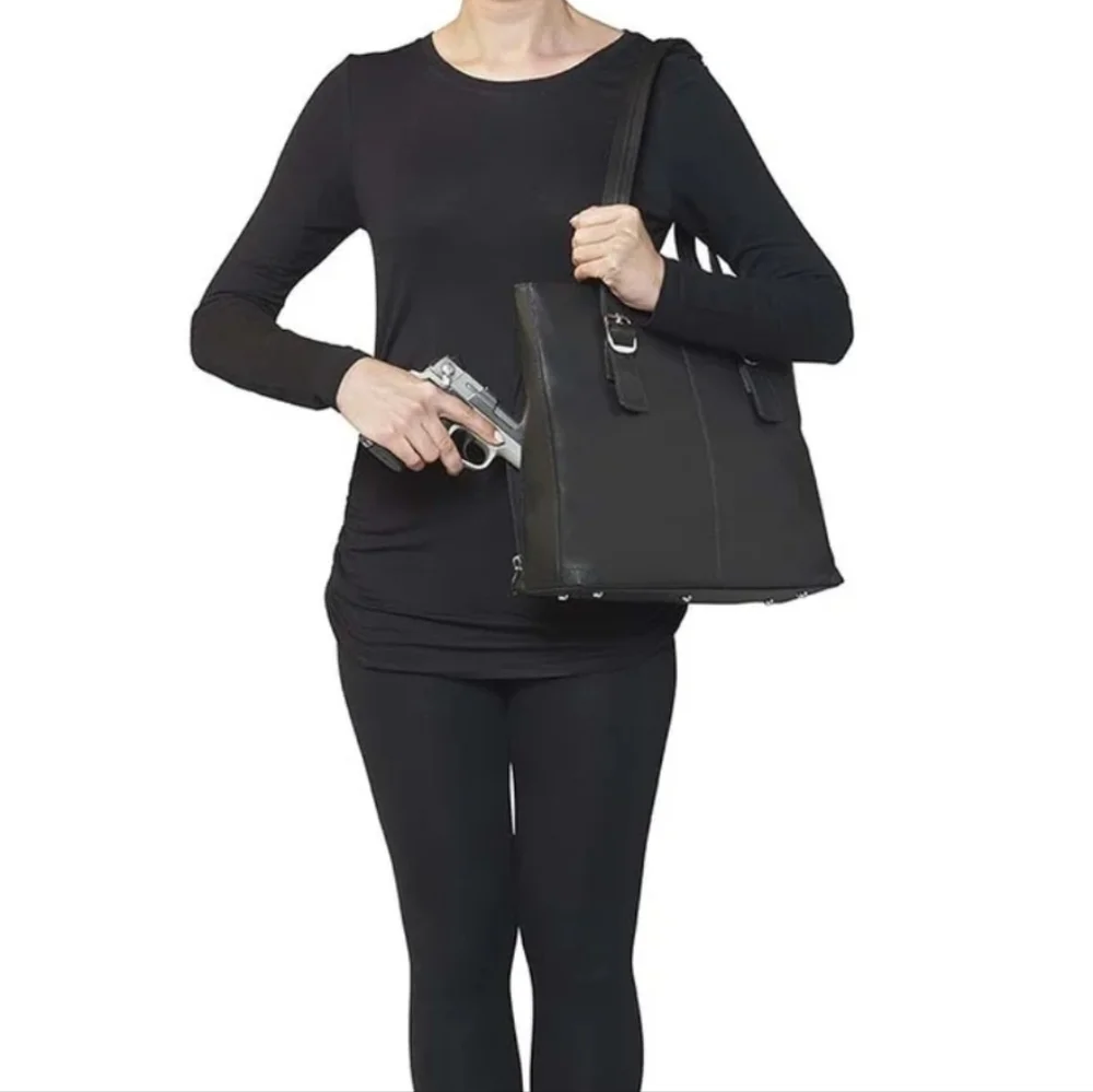 Gun Tote'n Mamas Black Calf Leather Concealed Carry Shoulder Bag Large